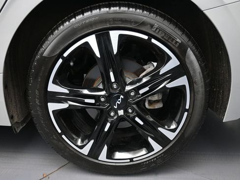 Used 2024 Kia K5 GT-Line w/ GT-Line Premium Package FWD image 15