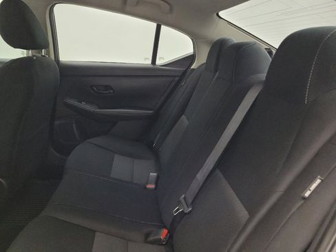 Used 2024 Nissan Sentra SV FWD image 18