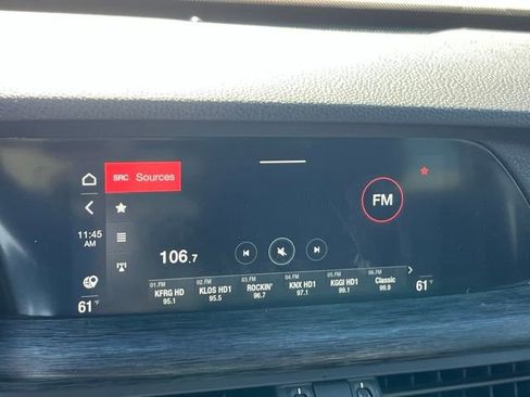 Used 2023 Alfa Romeo Stelvio Sprint image 19