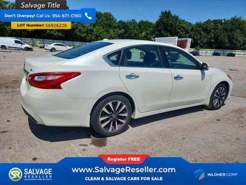 Used 2016 Nissan Altima 2.5 SL w/ 2.5 Technology Package FWD image 4