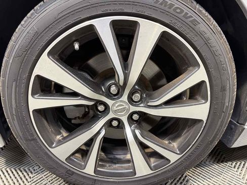 Used 2018 Nissan Maxima Platinum FWD image 29