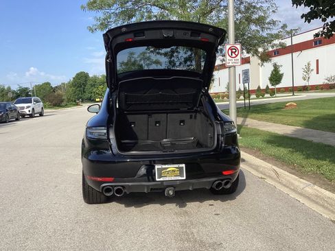Used 2020 Porsche Macan GTS AWD/4WD image 8