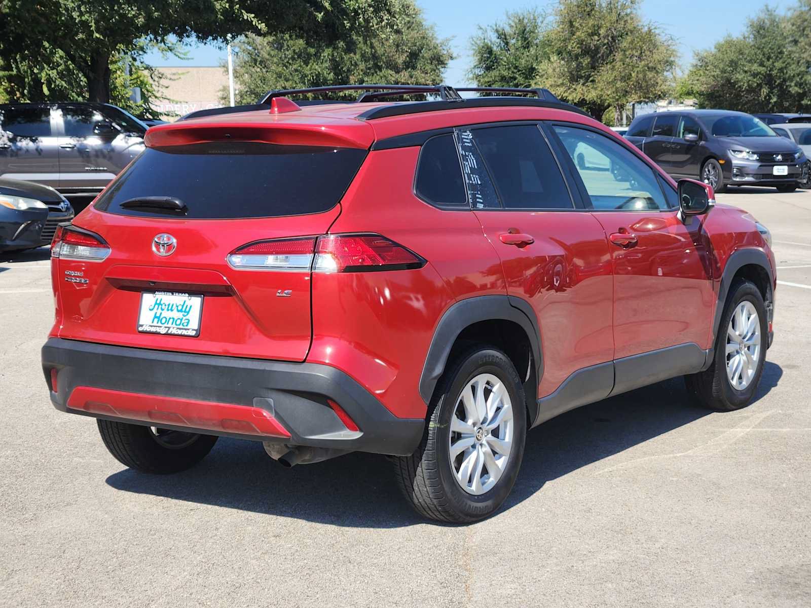 Used 2022 Toyota Corolla Cross LE FWD image 5