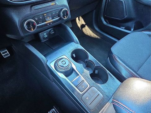 Used 2023 Ford Escape ST-Line image 25