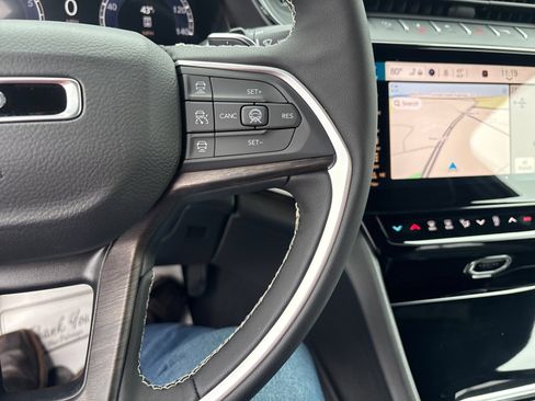 New 2026 Jeep Grand Cherokee L Limited w/ Limited Altitude Package image 24