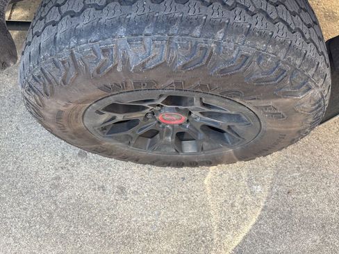 Used 2024 Toyota Tacoma TRD Pro image 8