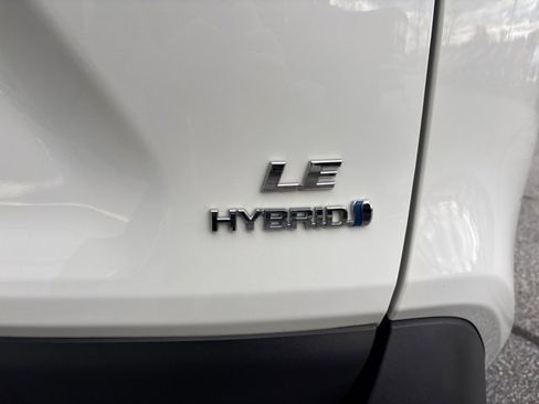 Used 2024 Toyota RAV4 LE image 12