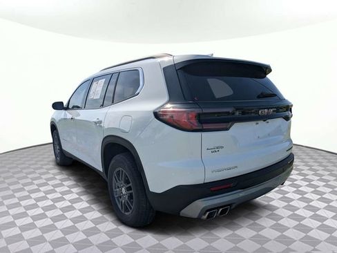 Used 2025 GMC Acadia Elevation FWD image 5