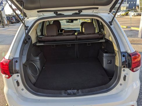 Used 2018 Mitsubishi Outlander GT image 14