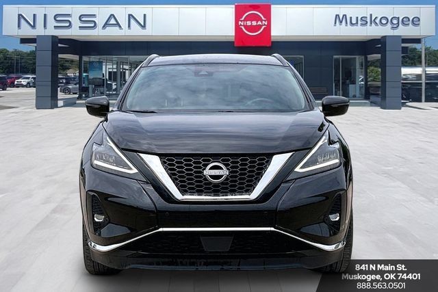 Used 2023 Nissan Murano SV FWD image 2