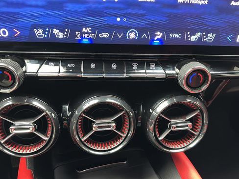 Used 2025 Chevrolet Blazer EV RS AWD/4WD image 21