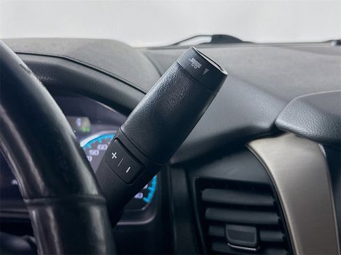 Used 2017 GMC Yukon XL Denali w/ Open Road Package image 16