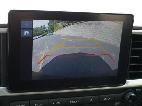 Used 2026 Hyundai Venue SEL FWD image 19