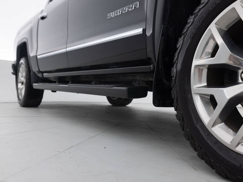 Used 2018 GMC Sierra 1500 SLT AWD/4WD image 26