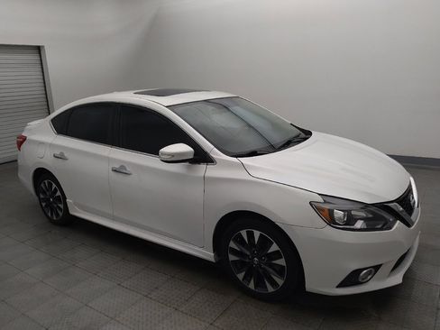 Used 2017 Nissan Sentra SR Turbo FWD image 11