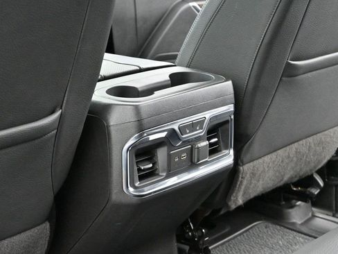 Used 2021 GMC Sierra 2500 Denali w/ Denali Black Diamond Edition AWD/4WD image 31