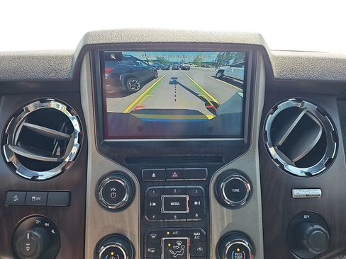 Used 2014 Ford F350 Lariat w/ Lariat Ultimate Package AWD/4WD image 22