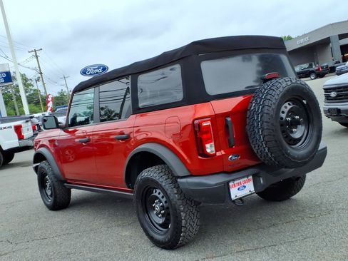 Certified 2022 Ford Bronco Black Diamond AWD/4WD image 4
