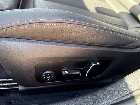 Used 2025 BMW 430i xDrive w/ M Sport Package image 18