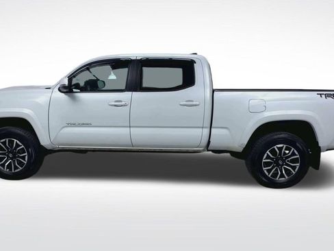 Certified 2023 Toyota Tacoma TRD Sport w/ Technology Package AWD/4WD image 6