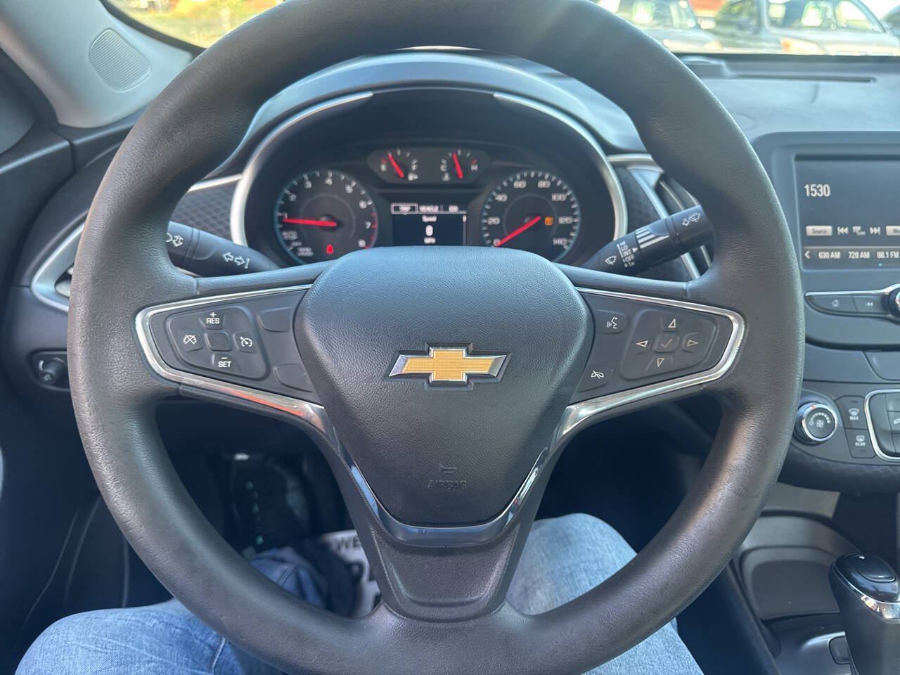 Used 2017 Chevrolet Malibu LS FWD image 12