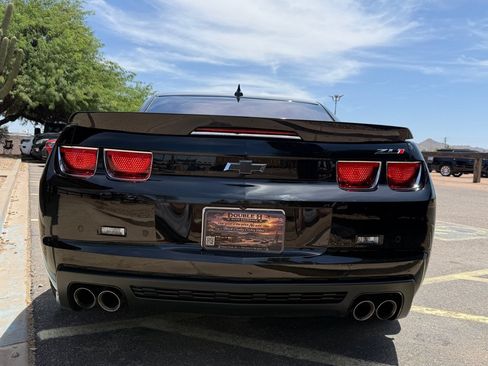 Used 2012 Chevrolet Camaro ZL1 RWD image 7