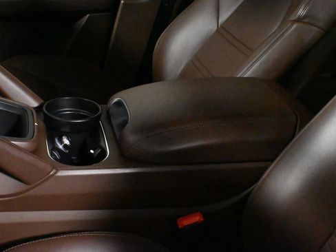 Used 2022 Porsche Cayenne GTS image 29