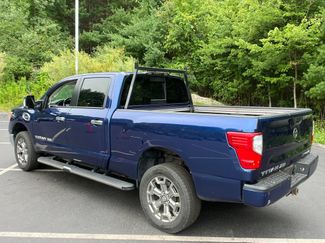Used 2018 Nissan Titan SV w/ SV Convenience Package AWD/4WD video 3