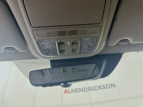 Used 2022 Honda Accord EX-L image 18