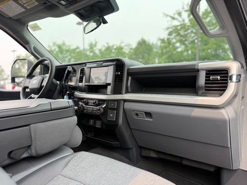 New 2026 Ford F350 XL AWD/4WD image 16