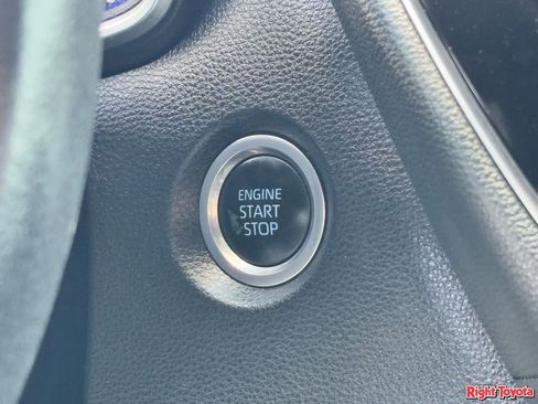 Certified 2022 Toyota Corolla XSE image 27