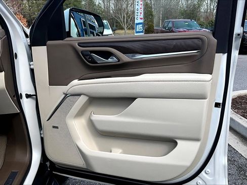 Used 2024 GMC Yukon Denali image 20