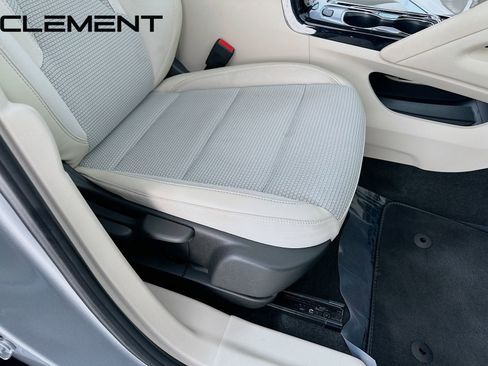 Used 2023 Buick Envision Preferred image 33