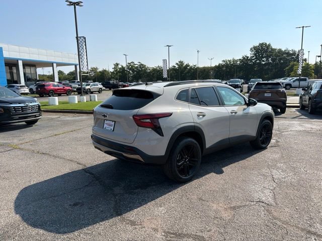 New 2026 Chevrolet Trax ACTIV FWD image 3