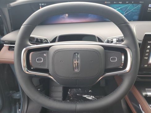 New 2026 Lincoln Nautilus Reserve w/ Jet Appearance Package AWD/4WD image 16
