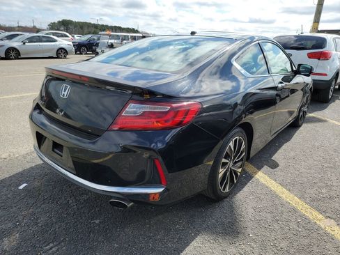 Used 2017 Honda Accord EX image 4