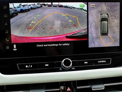 New 2025 Mitsubishi Outlander SE image 19