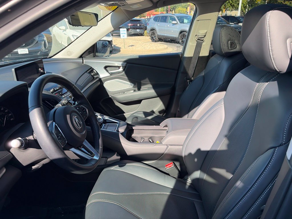 Used 2024 Acura RDX w/ Technology Package AWD/4WD image 5