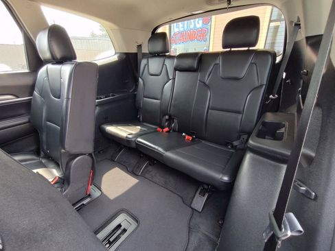 Used 2020 Kia Telluride S w/ S 8 Passenger Seating Package FWD image 34