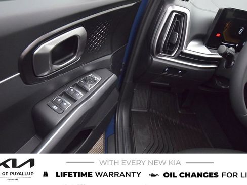 New 2025 Kia Sorento S image 27