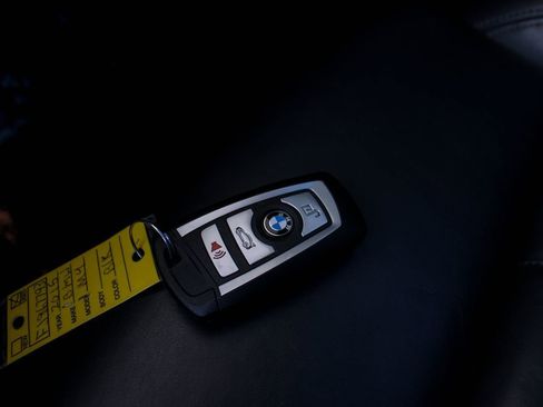 Used 2015 BMW M4 Convertible image 51