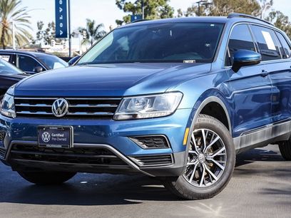 Certified 2020 Volkswagen Tiguan SE w/ Panoramic Sunroof Package