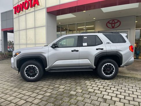 New 2025 Toyota 4Runner TRD Off-Road Premium image 2