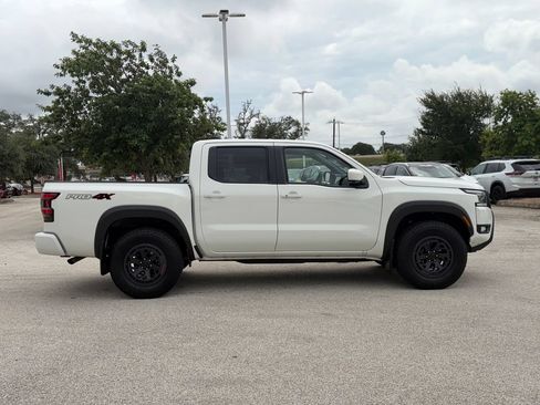Certified 2025 Nissan Frontier PRO-4X w/ Pro Premium Package AWD/4WD image 4