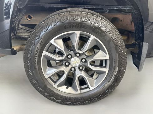 Used 2019 Chevrolet Silverado 1500 LT w/ All-Star Edition RWD image 33