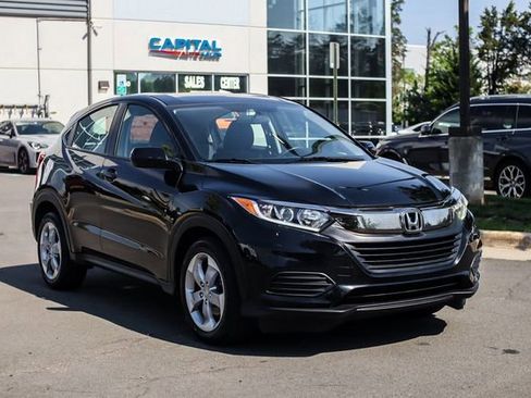 Used 2020 Honda HR-V LX image 7