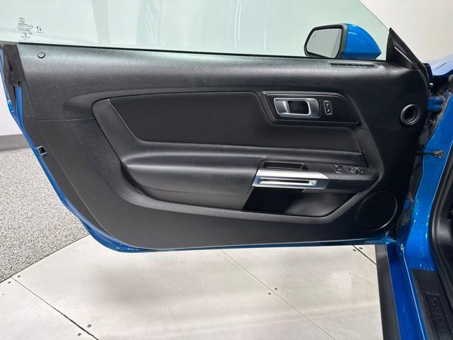 Used 2021 Ford Mustang GT RWD image 7