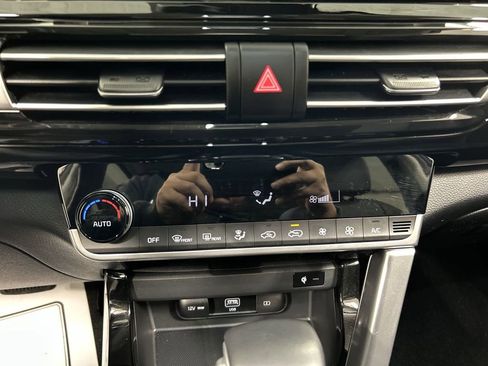 Certified 2023 Kia Seltos EX image 17