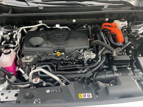 Used 2023 Toyota RAV4 SE image 13