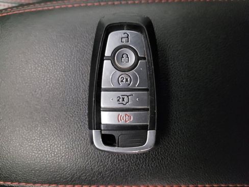 Used 2023 Ford Escape ST-Line AWD/4WD image 32